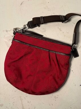 NWT Vintage Y2K Coach Red Jacquard Signature Canvas Crossbody Soho Hobo Purse